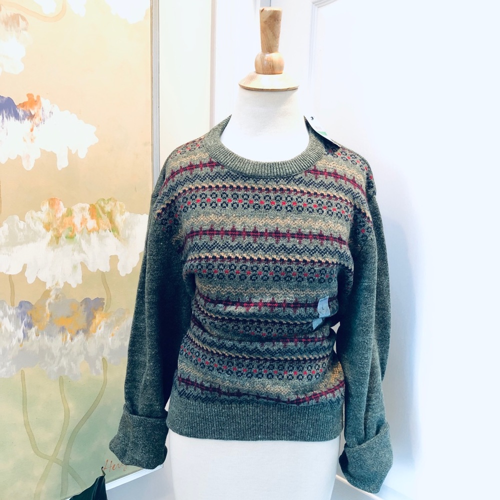 Vintage Style Men’s Nautica Sweater.